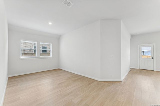 6030 Edna, New Braunfels, TX 78130