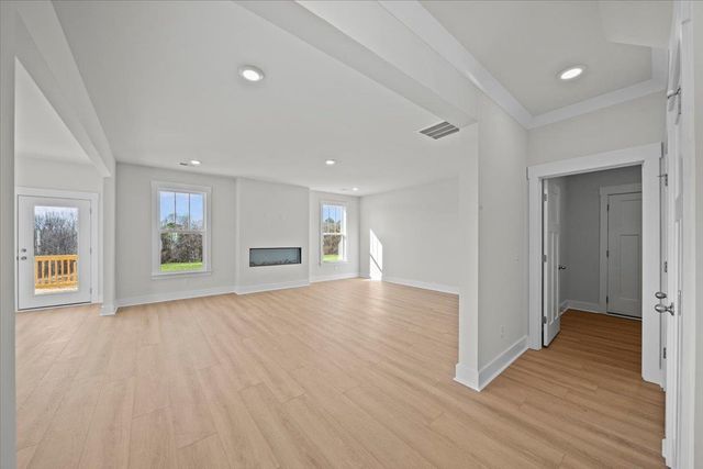 536 Winstone Trail, Woodruff, SC 29388