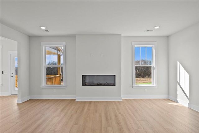 536 Winstone Trail, Woodruff, SC 29388