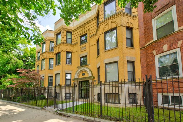 4007 S CALUMET Boulevard 2S, Chicago, IL 60653