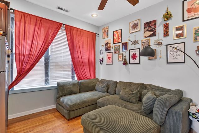 4007 S CALUMET Boulevard 2S, Chicago, IL 60653