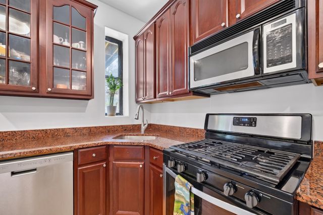 4007 S CALUMET Boulevard 2S, Chicago, IL 60653