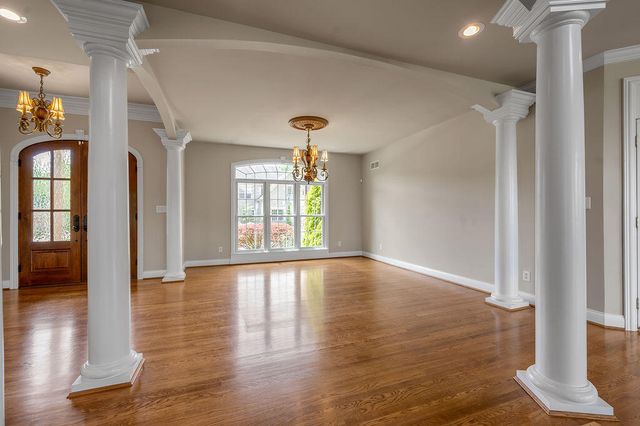 3845 Real Quiet Lane, Lexington, KY 40509