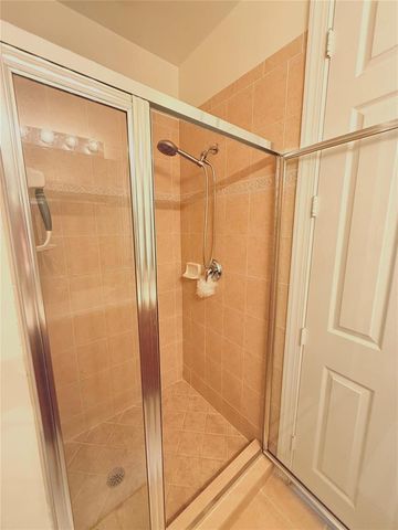 1951 Coral Heights Boulevard 402, Oakland Park, FL 33308