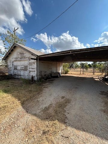 1301 Avenue I, Anson, TX 79501