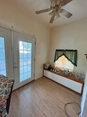 1301 Avenue I, Anson, TX 79501