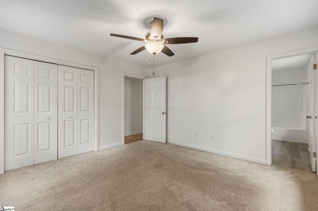 323 Pinonwood Drive, Simpsonville, SC 29680
