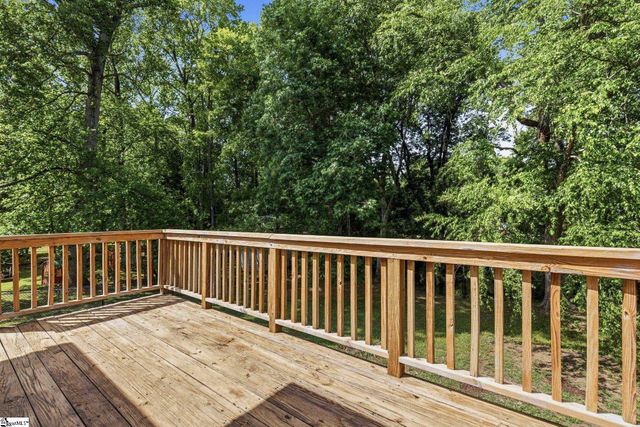 323 Pinonwood Drive, Simpsonville, SC 29680