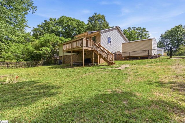 323 Pinonwood Drive, Simpsonville, SC 29680