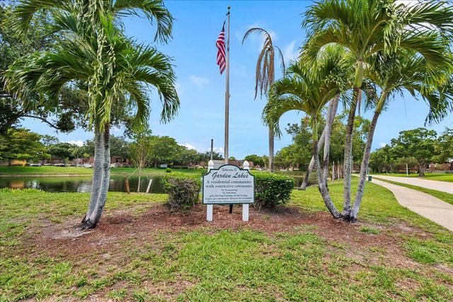 2108 21st Lane, Palm Beach Gardens, FL 33418