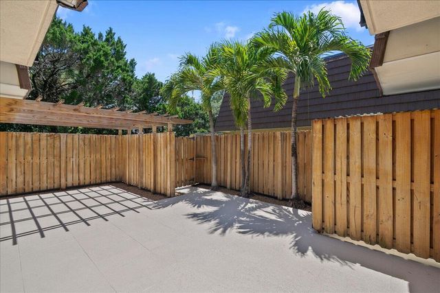 2108 21st Lane, Palm Beach Gardens, FL 33418