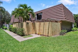 2108 21st Lane, Palm Beach Gardens, FL 33418