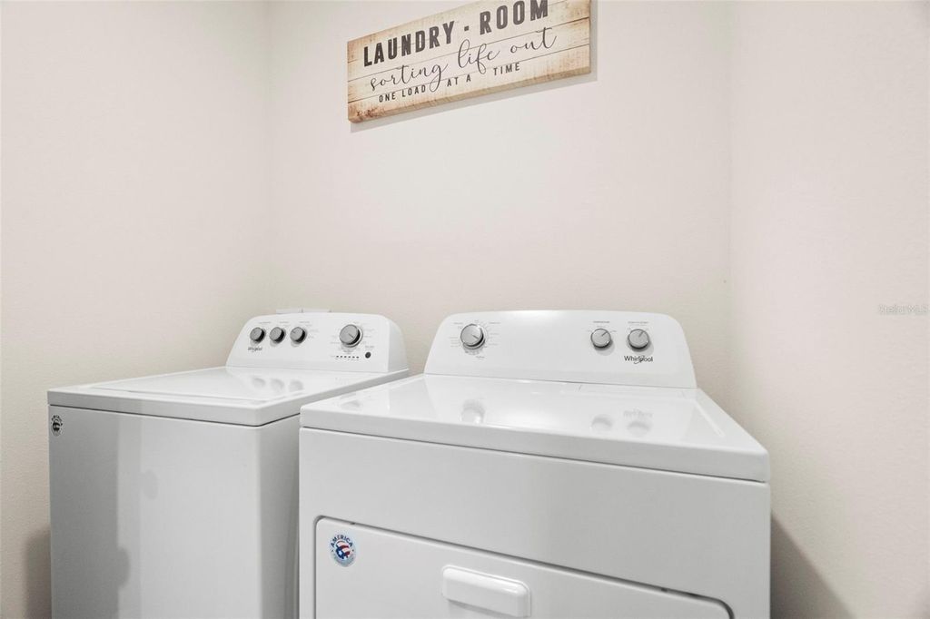 Image 18 of property listing at 16316 LITTLE GARDEN DRIVE, Wimauma, FL 33598