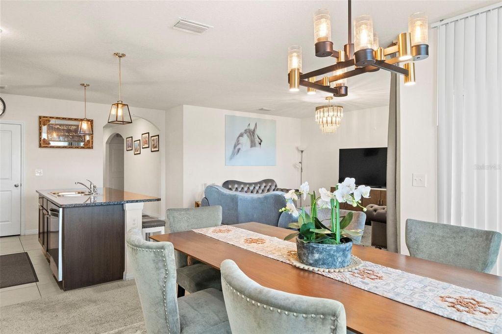 Image 10 of property listing at 16316 LITTLE GARDEN DRIVE, Wimauma, FL 33598