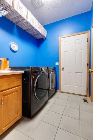 7568 Walnut Curve, Chanhassen, MN 55317