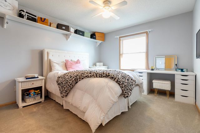 7568 Walnut Curve, Chanhassen, MN 55317