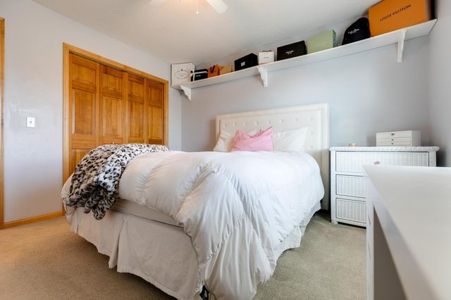 7568 Walnut Curve, Chanhassen, MN 55317