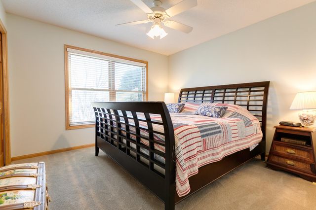 7568 Walnut Curve, Chanhassen, MN 55317