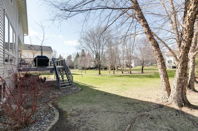 7568 Walnut Curve, Chanhassen, MN 55317