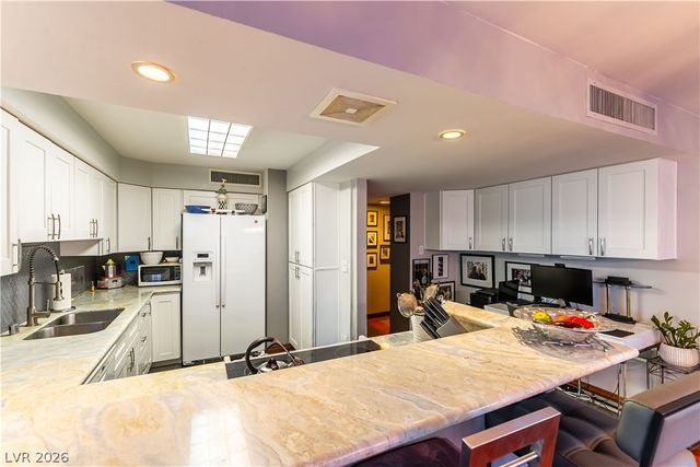 3111 Bel Air Drive 3H, Las Vegas, NV 89109
