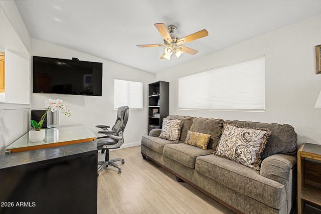 1309 W RENEE Drive, Phoenix, AZ 85027