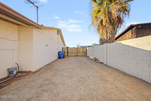 1309 W RENEE Drive, Phoenix, AZ 85027