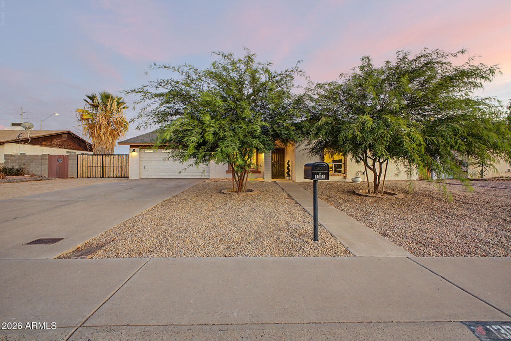 1309 W RENEE Drive, Phoenix, AZ 85027