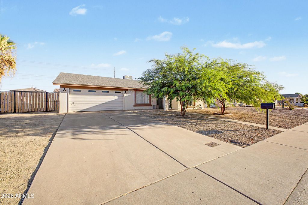 1309 W RENEE Drive, Phoenix, AZ 85027 — photo 5