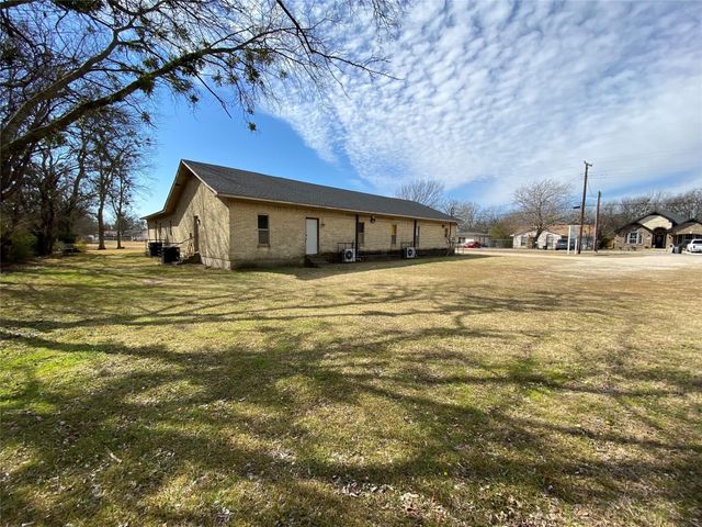 1213 S Medora Street, Terrell, TX 75160