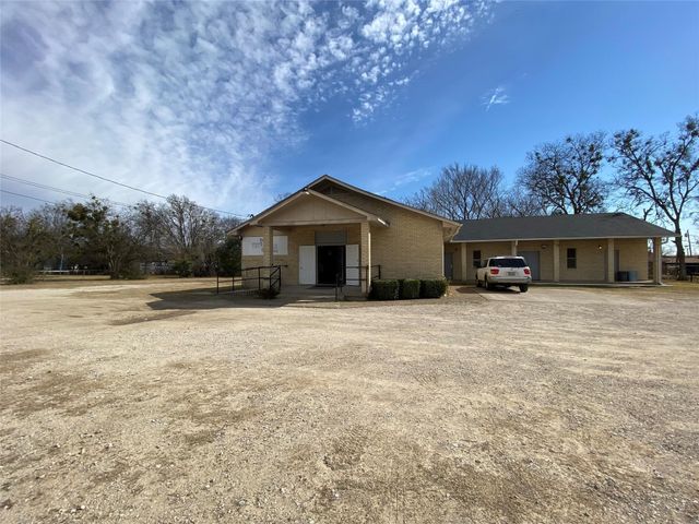 1213 S Medora Street, Terrell, TX 75160