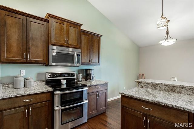 155 Quail Creek Drive, Wright City, MO 63390