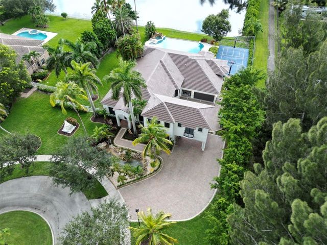 2931 SW 139th Terrace, Davie, FL 33330