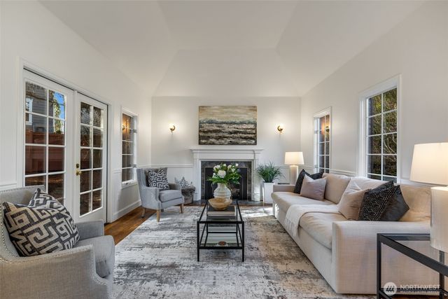 23837 SE 45th Street, Sammamish, WA 98029