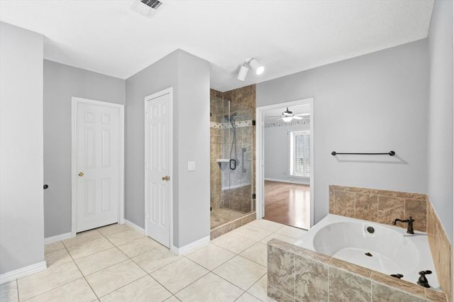 1311 Robincreek Cove, Lewisville, TX 75067