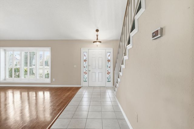 1311 Robincreek Cove, Lewisville, TX 75067