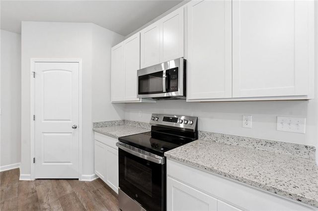 8353 Columbia Court, Palmetto, GA 30268