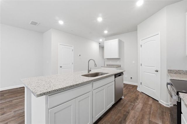 8353 Columbia Court, Palmetto, GA 30268