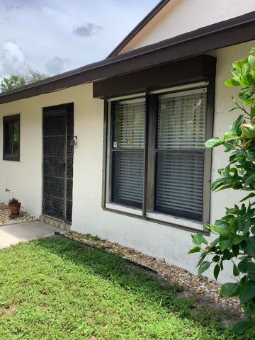458 SW 29th Avenue, Delray Beach, FL 33445