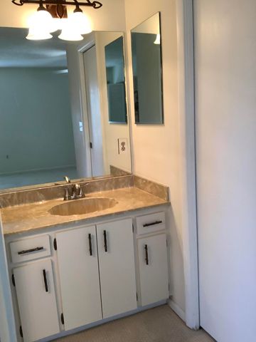 458 SW 29th Avenue, Delray Beach, FL 33445