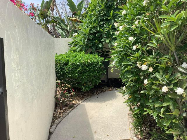 458 SW 29th Avenue, Delray Beach, FL 33445