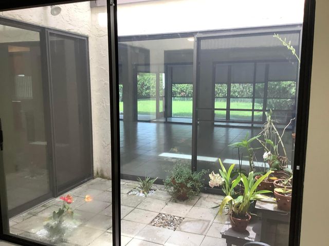 458 SW 29th Avenue, Delray Beach, FL 33445