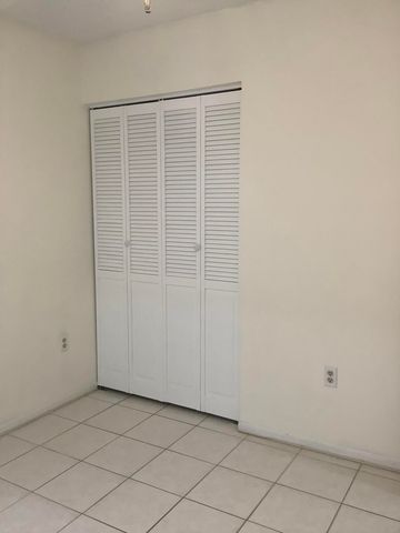 458 SW 29th Avenue, Delray Beach, FL 33445