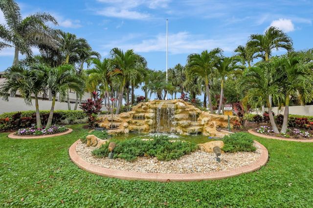 458 SW 29th Avenue, Delray Beach, FL 33445