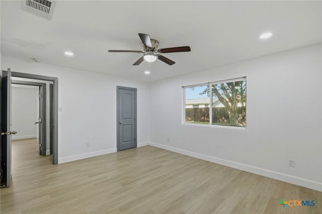11104 Ptarmigan Drive, Austin, TX 78758