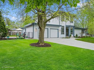 4557 Woodland Avenue, Western Springs, IL 60558