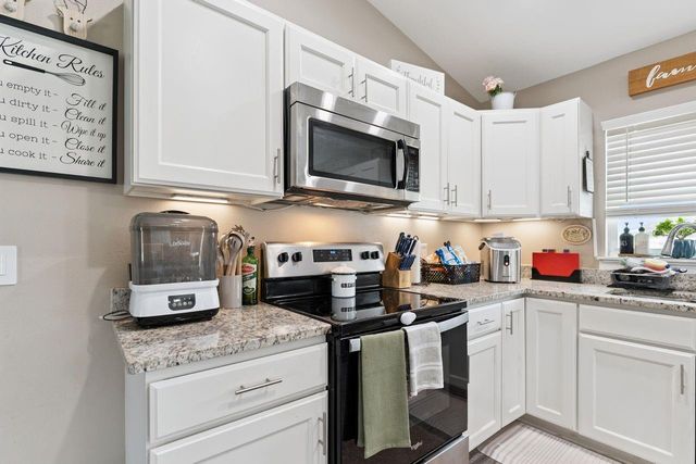 313 SUMMIT AVENUE, Lake Wales, FL 33853