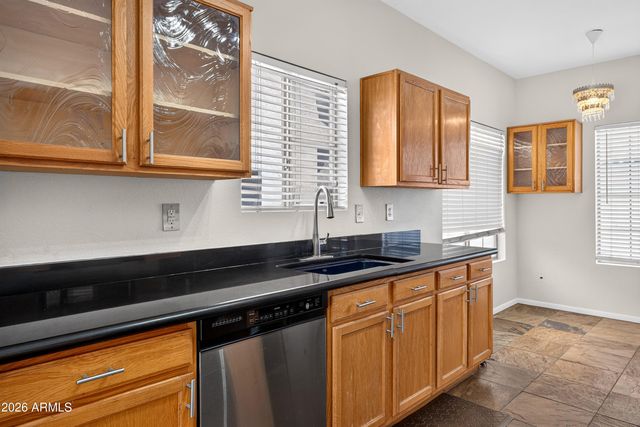 2587 E RIVIERA Drive, Chandler, AZ 85249