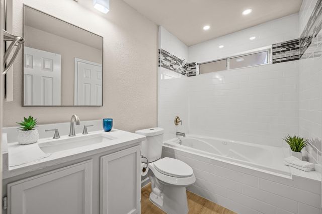 3809 Spicewood Springs RD 241, Austin, TX 78759