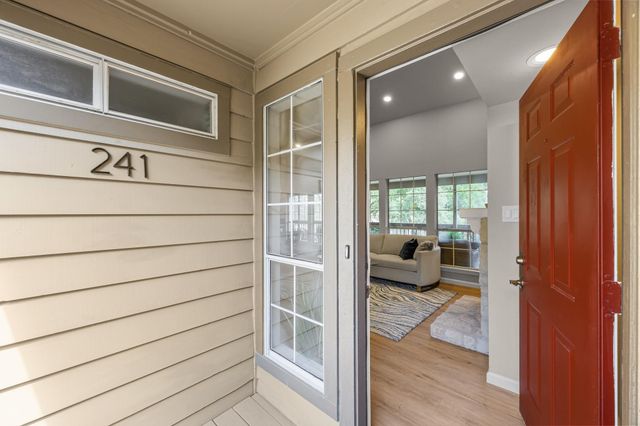 3809 Spicewood Springs RD 241, Austin, TX 78759