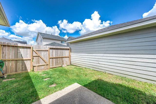 6162 Settlers Lake Circle E, Katy, TX 77449